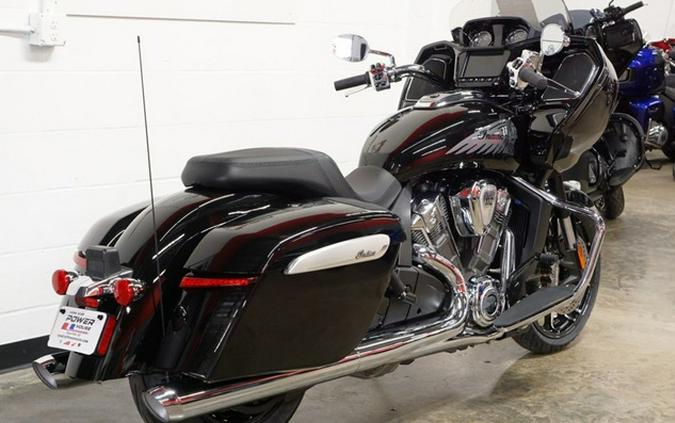 2026 Indian Challenger Limited 112 W/Powerband Audio Black Me