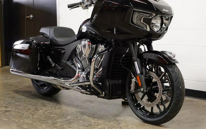 2026 Indian Challenger Limited 112 W/Powerband Audio Black Me