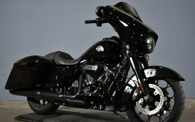 2022 Harley-Davidson Street Glide Special