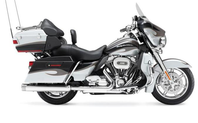 2013 Harley-Davidson® FLHTCUSE8 - CVO™ Ultra Classic® Electra Glide®