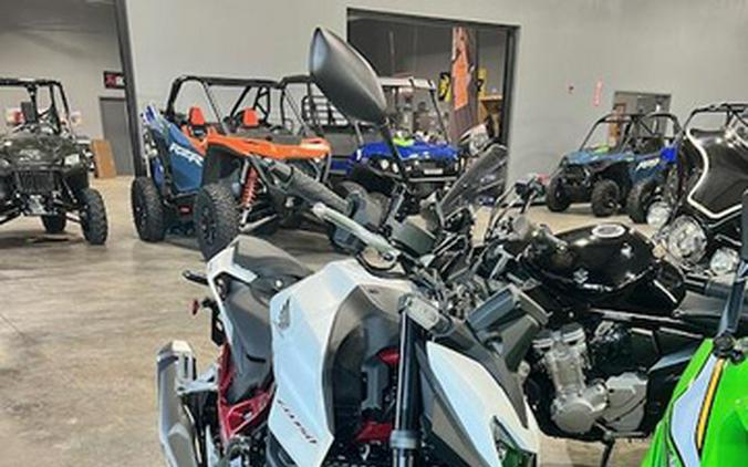 2025 Honda CB750 Hornet