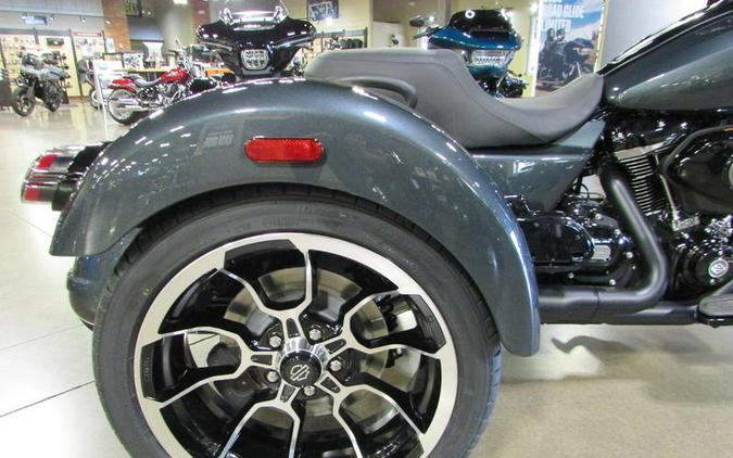 2026 Harley-Davidson® FLTRT - Road Glide® 3