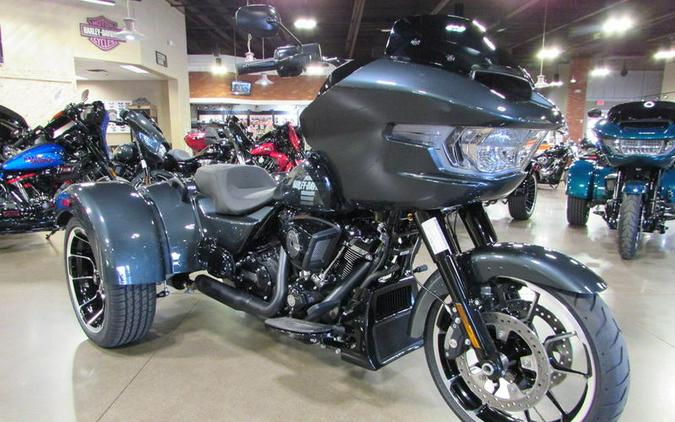 2026 Harley-Davidson® FLTRT - Road Glide® 3