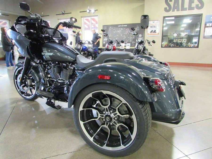 2026 Harley-Davidson® FLTRT - Road Glide® 3