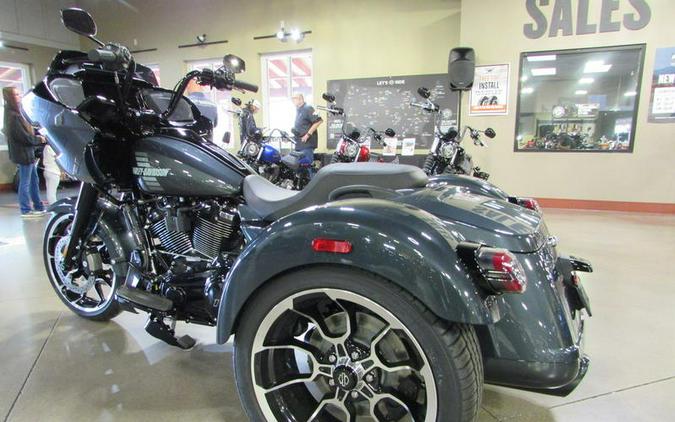 2026 Harley-Davidson® FLTRT - Road Glide® 3