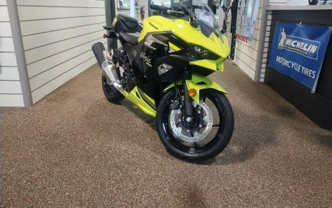 2026 Kawasaki Ninja® 500 ABS