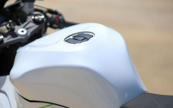 2025 Kawasaki Ninja® ZX™-6R KRT Edition ABS