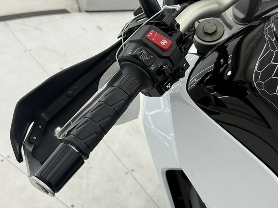 2026 Kawasaki KLE500 SE ABS