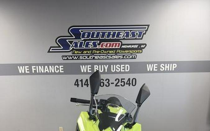 2026 Kawasaki Ninja® 500 ABS Metallic Yellowish Green/Ebony