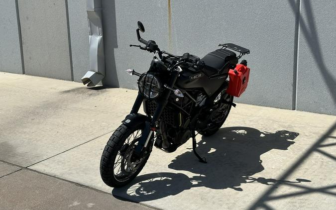 2022 Husqvarna Svartpilen 401