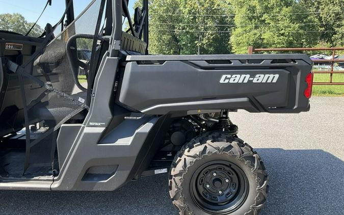 2025 Can-Am Defender MAX HD7
