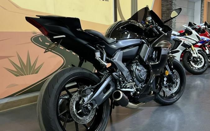 2025 Yamaha YZF-R7