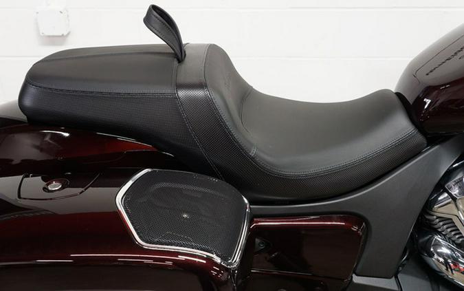 2026 Indian Challenger Limited 112 W/Powerband Audio Crimson