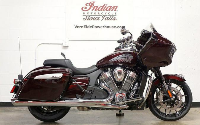 2026 Indian Challenger Limited 112 W/Powerband Audio Crimson