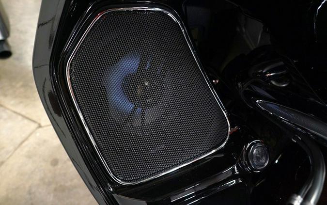 2026 Indian Challenger Limited 112 W/Powerband Audio Crimson