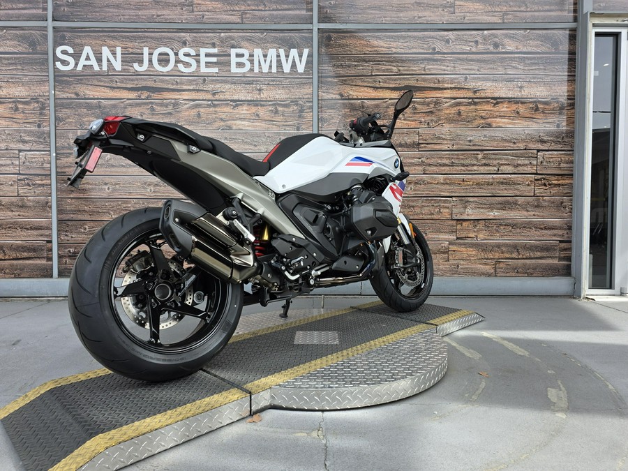 2026 BMW R 1300 RS