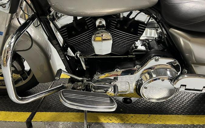 2009 Harley-Davidson FLHX - Street Glide FLHX