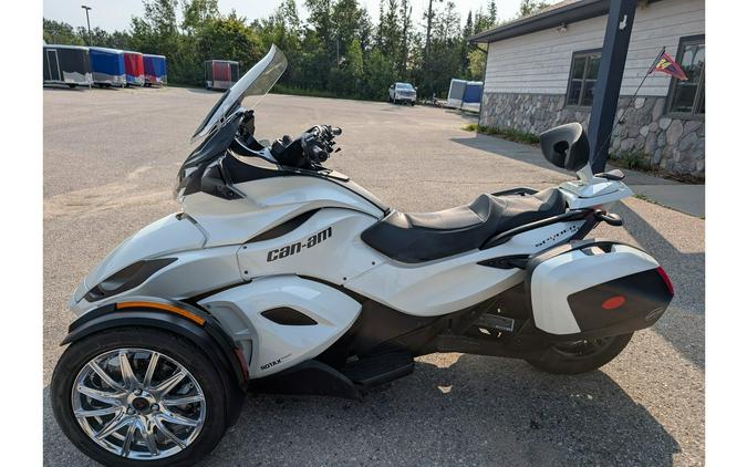 2013 Spyder ST Limited - SE5 - Can-Am