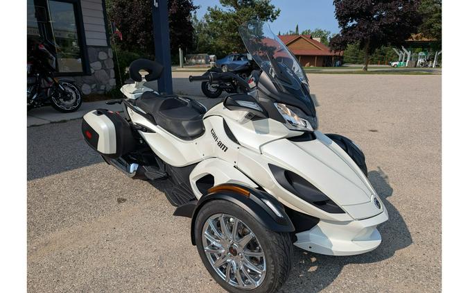 2013 Spyder ST Limited - SE5 - Can-Am