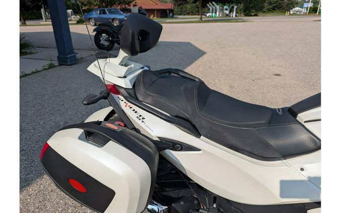 2013 Spyder ST Limited - SE5 - Can-Am