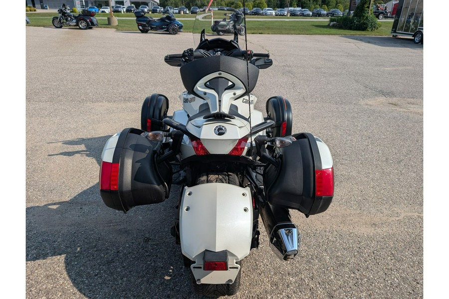 2013 Spyder ST Limited - SE5 - Can-Am