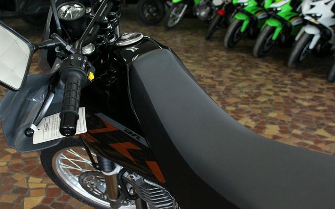 2026 Suzuki DR650S DR650S - T7100340