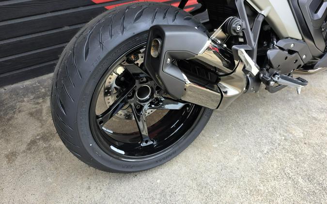 2026 BMW R 1300 R