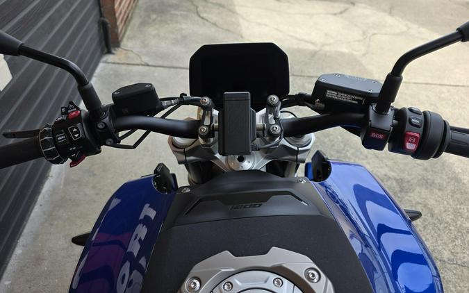 2026 BMW R 1300 R