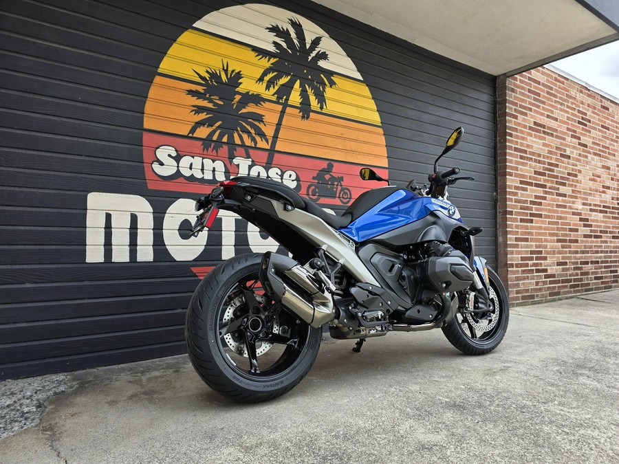 2026 BMW R 1300 R