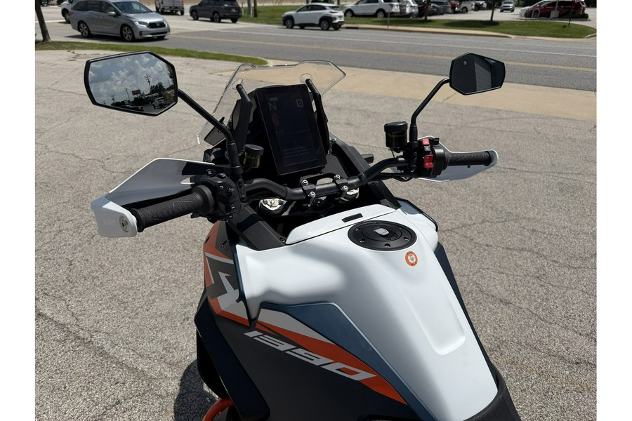 2026 1390 Super Adventure R - KTM