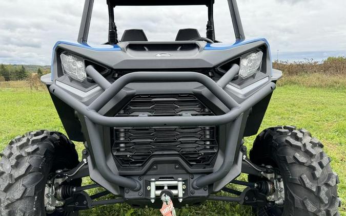 2023 Can-Am® Commander XT 700