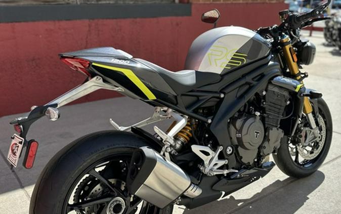 2025 Triumph Speed Triple 1200 RS Jet Black 1200 RS