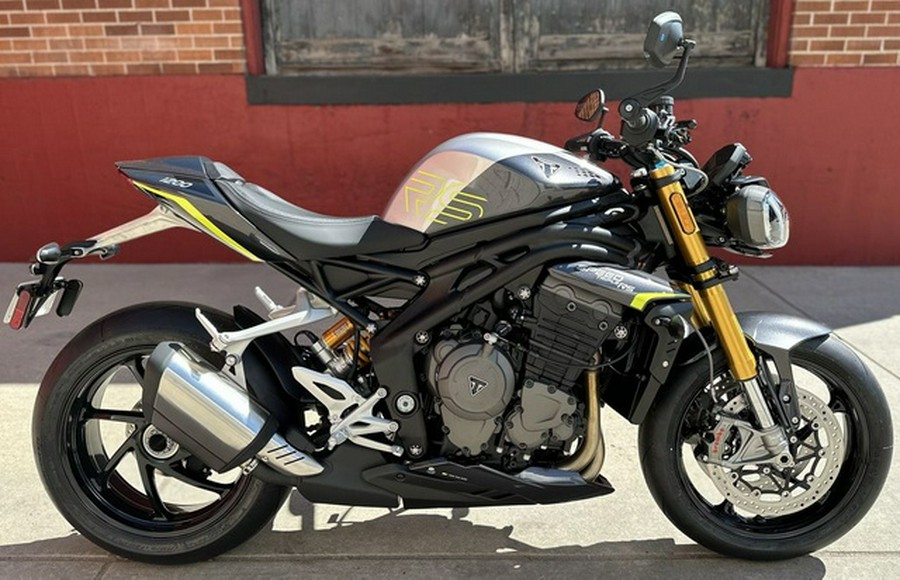 2025 Triumph Speed Triple 1200 RS Jet Black 1200 RS