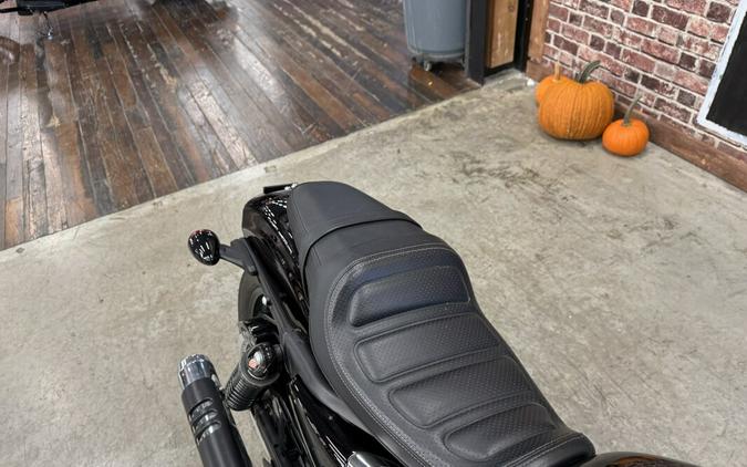 2017 Harley-Davidson Roadster