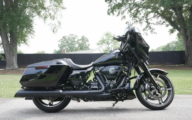 FLHX 2025 Street Glide