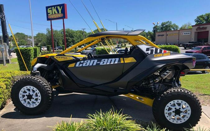 2024 Can-Am Maverick R X RS With Smart-Shox Carbon Black & Neo