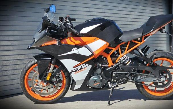 2017 KTM RC 390 ABS