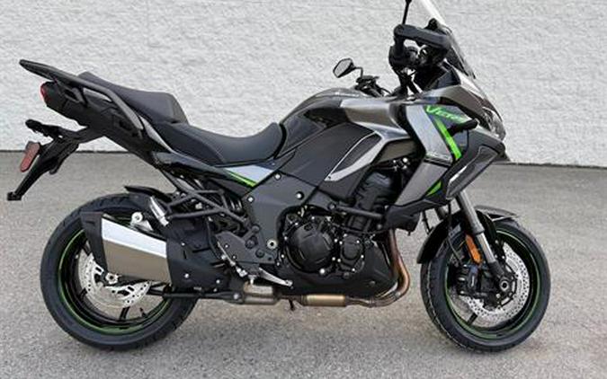 2025 Kawasaki Versys 1100 SE LT ABS