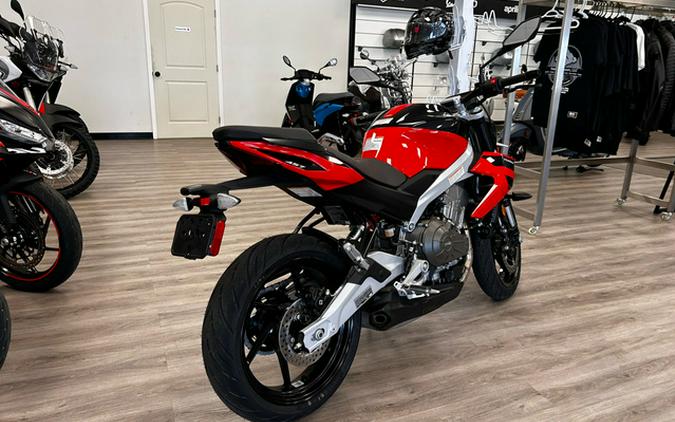 2026 Aprilia Tuono 457