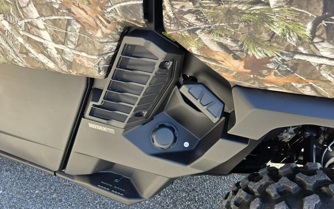 2026 Can-Am Defender MAX XT CAB HD11