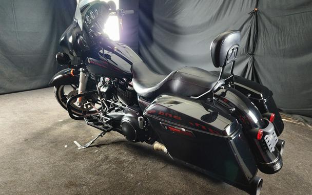 2017 HARLEY-DAVIDSON FLHX STREET GLIDE - F676944