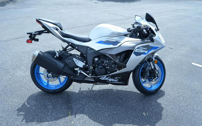 2027 Kawasaki Ninja® ZX™-6R ABS