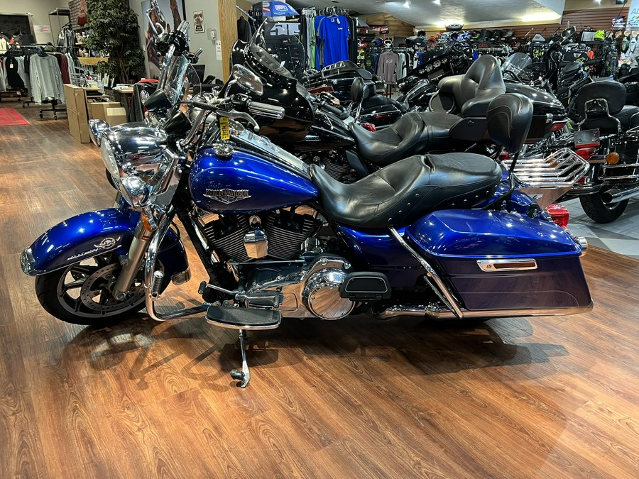 2015 Harley-Davidson® ROAD KING
