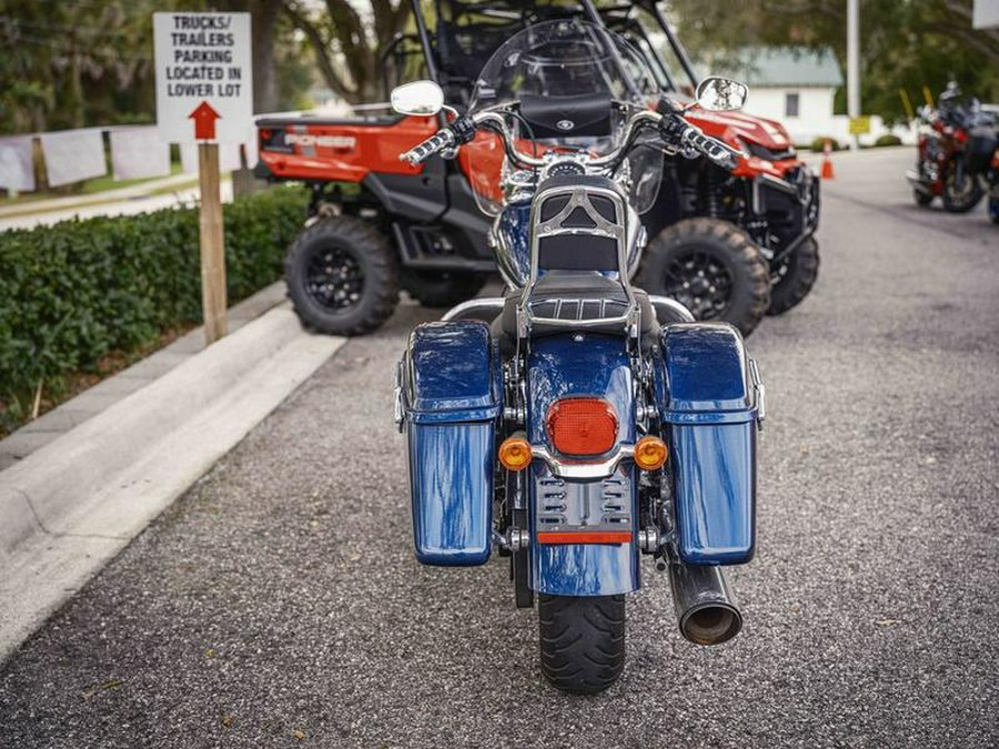 2013 Harley-Davidson® FLD - Dyna® Switchback™