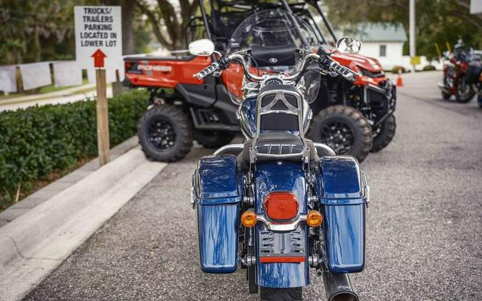 2013 Harley-Davidson® FLD - Dyna® Switchback™