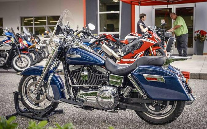 2013 Harley-Davidson® FLD - Dyna® Switchback™