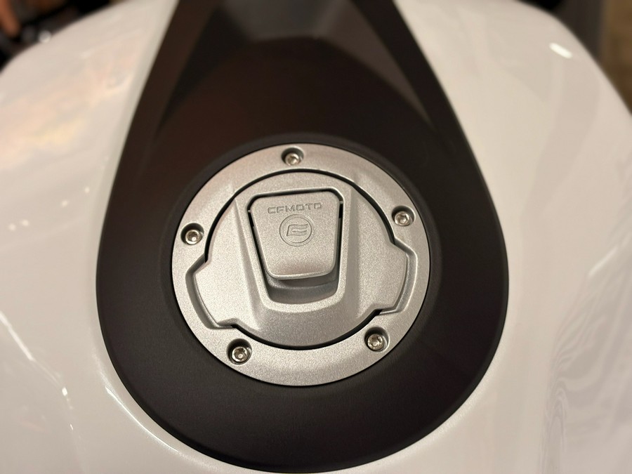 2026 CFMOTO 675SS