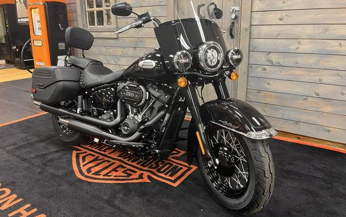 2024 Harley-Davidson® FLHCS - Heritage Classic