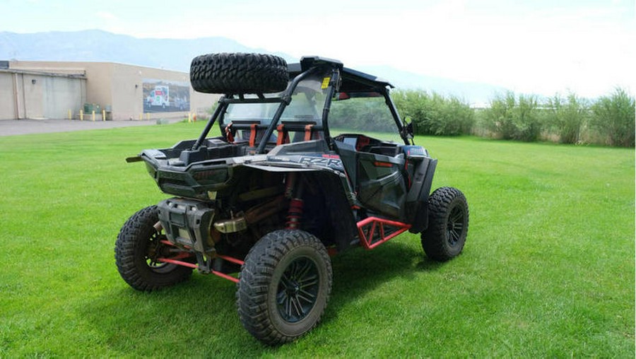 2018 Polaris® RZR10XP RC