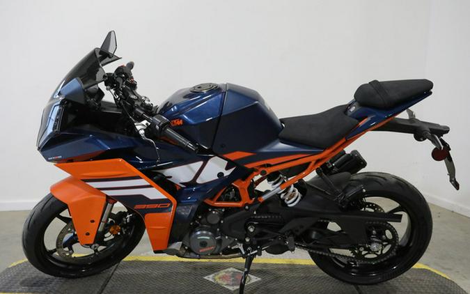 2024 KTM RC 390 390